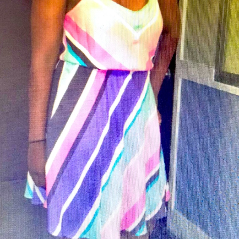 Sleeveless dress